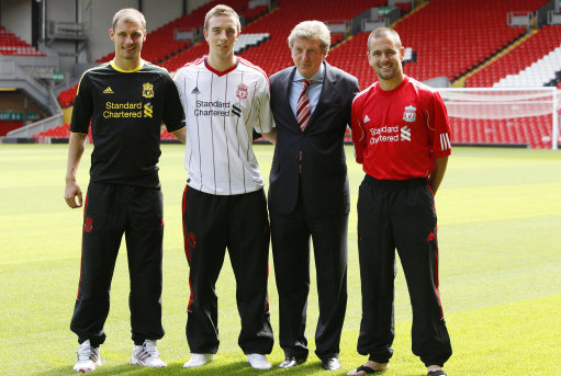 中超赛报：广州队主场击败武汉三镇,（中超战报：广州队主场力克武汉三镇）