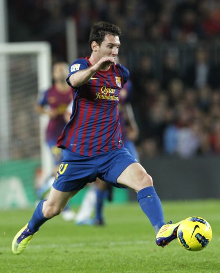 阿斯：皇马内部认为，青年A队门将哈维-纳瓦罗已达一线队水平（阿斯：皇马高层认为青年A队门将哈维-纳瓦罗已具备一线队水准）