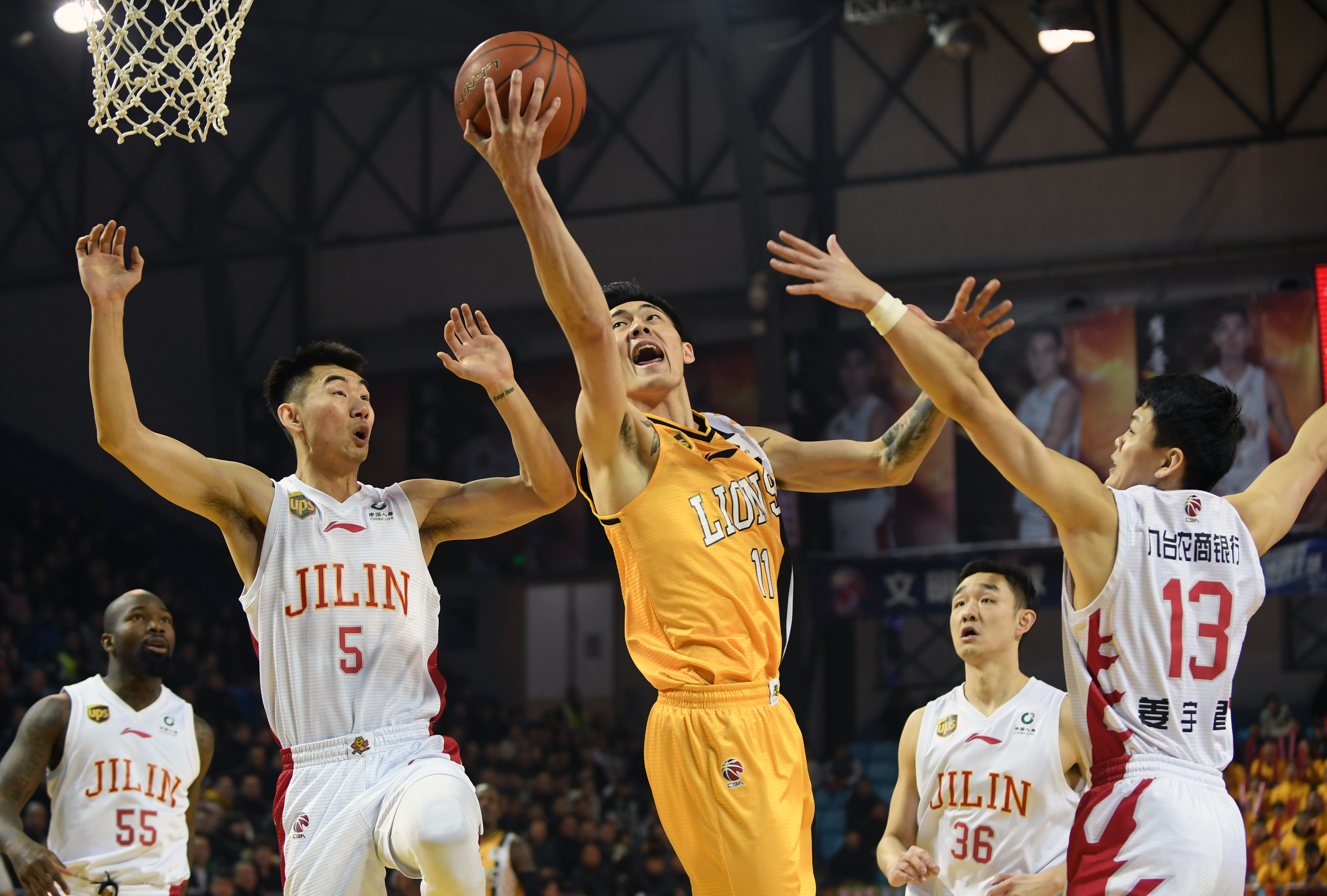 2025残特奥会乒乓小将获家人助威，父亲记录每场比赛（2025残特奥会乒坛新秀获家人现场助阵，父亲逐场记录赛况）