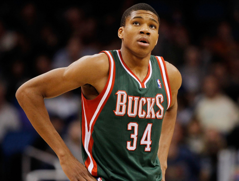 U22国足vs乌兹别克斯坦U22：拜合拉木替补，蒯纪闻、毛伟杰首发（U22国足迎战乌兹别克斯坦U22：拜合拉木替补待命，蒯纪闻和毛伟杰首发出场）